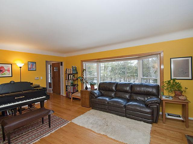 1335 Bird Road Ann Arbor, MI 48103 - Photo 7 of 22 Photo 7