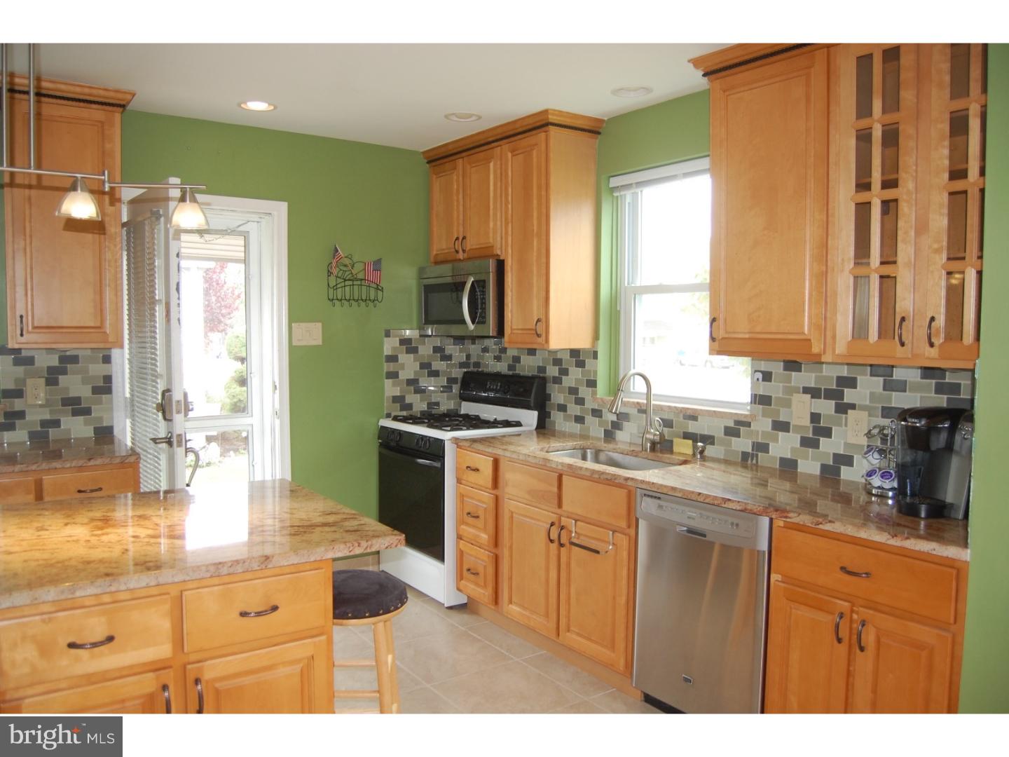 9216 Puritan Road Philadelphia, PA 19114 - Photo 4 of 12 Gallery Image 4