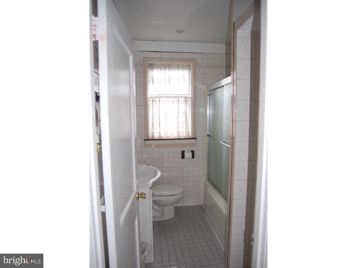 9216 Puritan Road Philadelphia, PA 19114 - Photo 8 of 12 Gallery Image 8