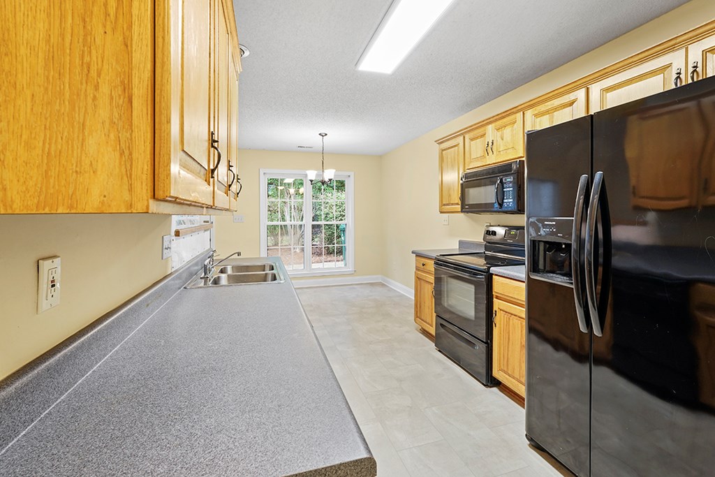 216 Laurel Ridge Way Greenwood, SC 29649 - Photo 7 of 15 Gallery Image 7