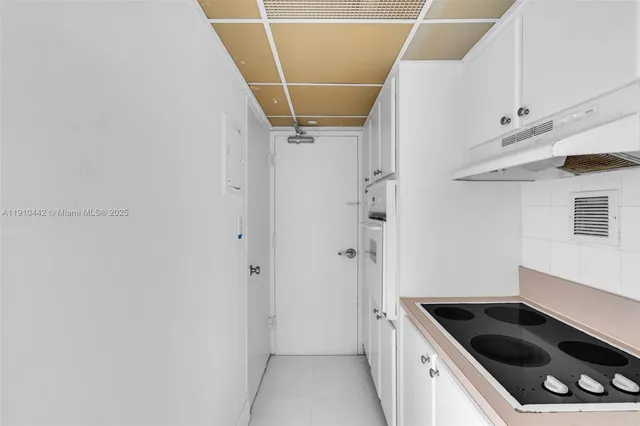 $249,000 | 1200 West Avenue, Unit PH12, Miami Beach, FL 33139