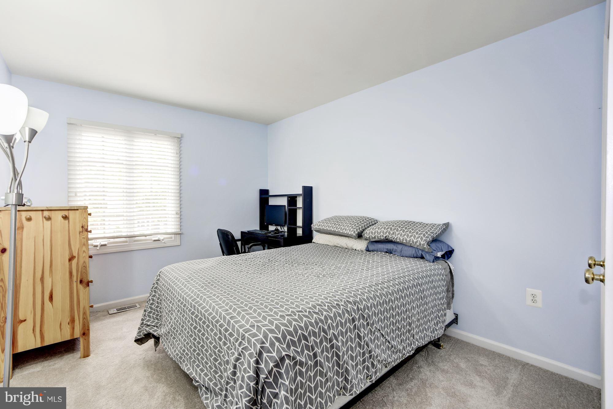 9508 Retriever Road Burke, VA 22015 - Photo 20 of 30 Bedroom