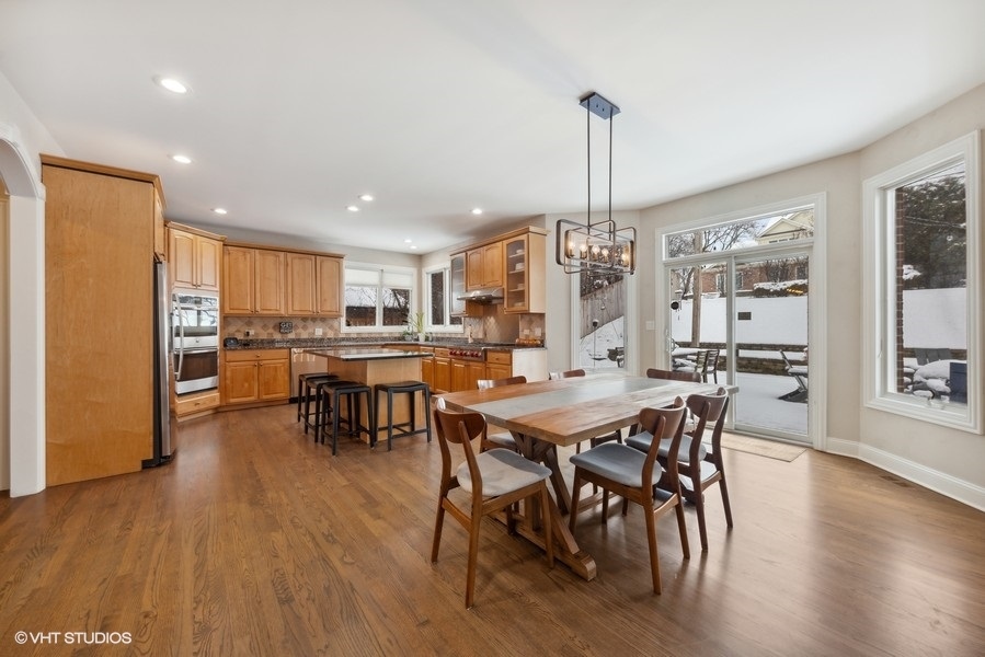 613 Lakeside Drive Hinsdale, IL 60521 - Photo 6 of 23