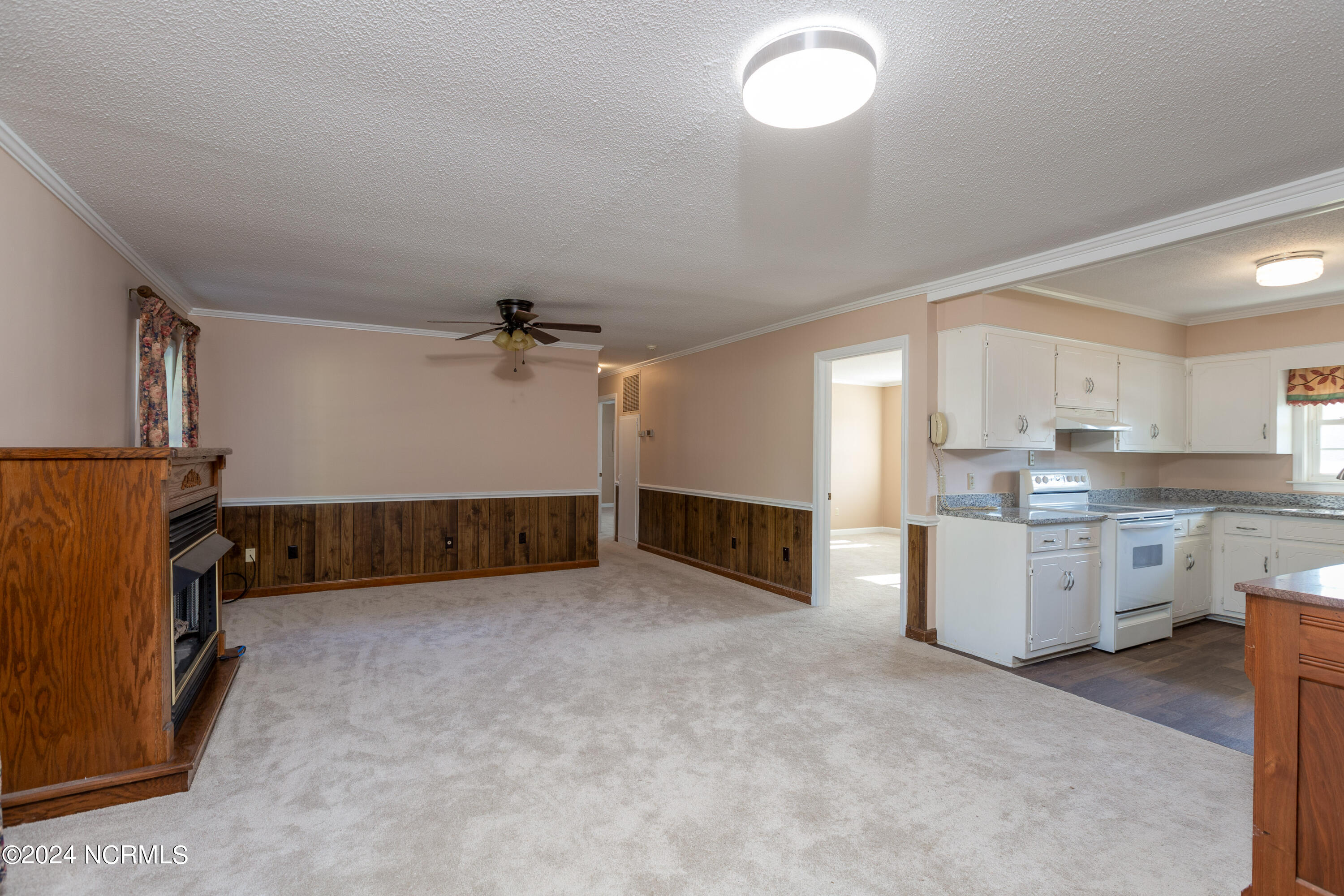 605 Allen Street Clinton, NC 28328 - Photo 12 of 26 605 Allen St12