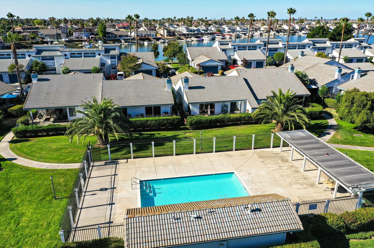 5644 Schooner Loop Discovery Bay, CA 94505 - Photo 38 of 42 a view of a city