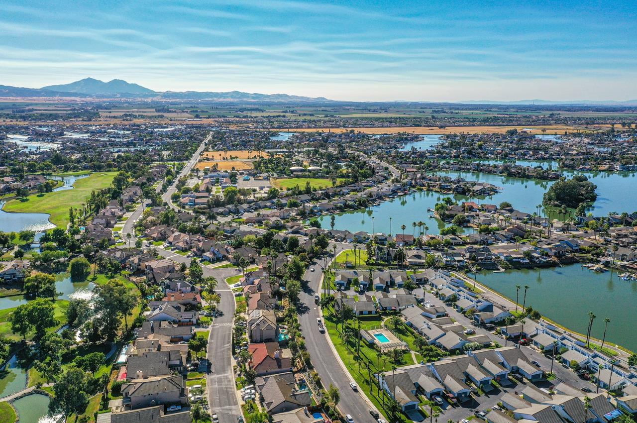 5644 Schooner Loop Discovery Bay, CA 94505 - Photo 42 of 42 an aerial view of a city