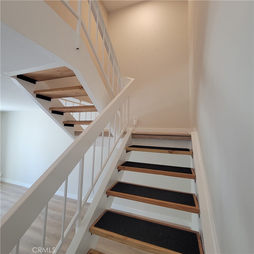 11 Meadowsweet Way Irvine, CA 92612 - Photo 14 of 35 a view of entryway