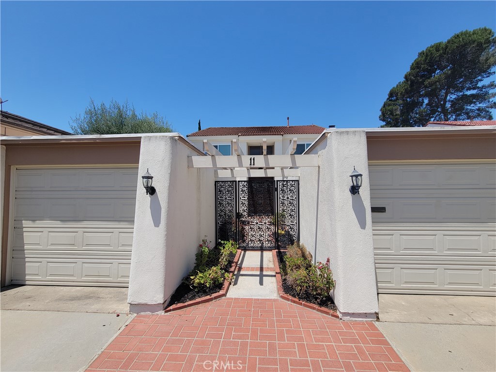 11 Meadowsweet Way Irvine, CA 92612 - Photo 2 of 35 a view of a house with backyard