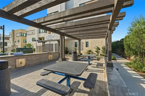 $975,000 | 2144 Swallowtail Walk, Gardena, CA 90249