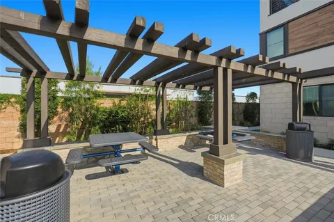 $975,000 | 2144 Swallowtail Walk, Gardena, CA 90249