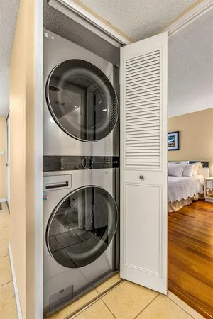 $400,000 | 9495 Blind Pass Road, Unit 202, St. Pete Beach, FL 33706