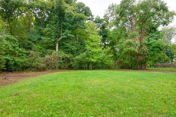 19 Fernglade Road Burlington, MA 01803 - Photo 4 of 27 Gallery Image 4