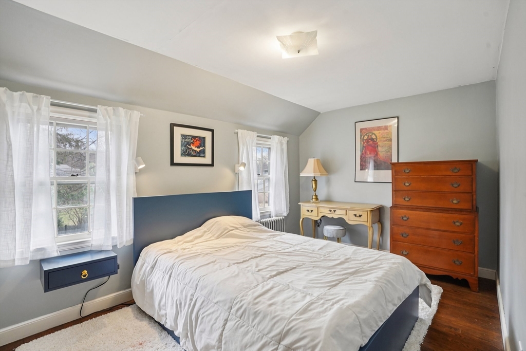 2 Saxon Road Worcester, MA 01602 - Photo 15 of 32