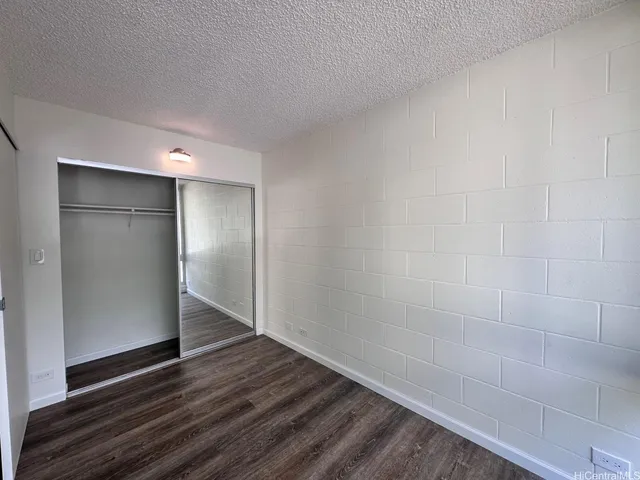 $1,750 | 1528 Emerson Street, Unit 503, Honolulu, HI 96813