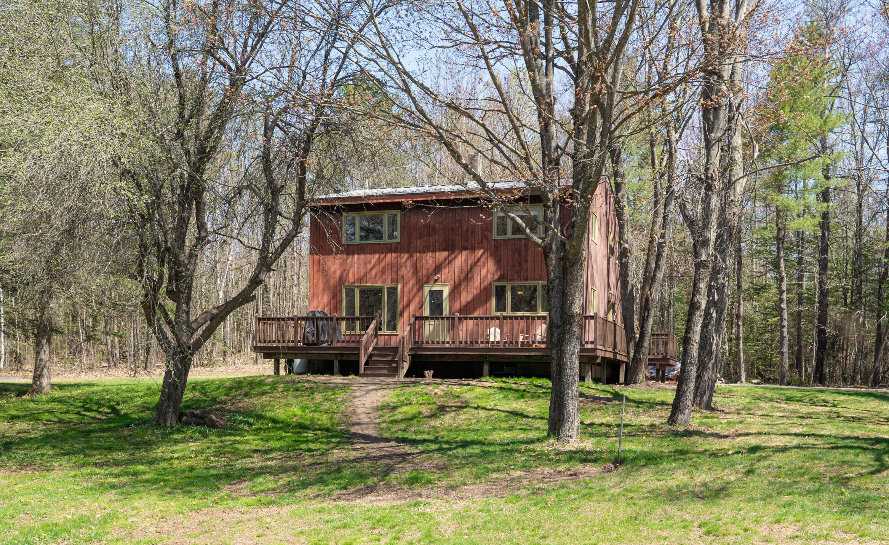 204 Bryant Road Buckfield, ME 04220 - Photo 1 of 26 Back