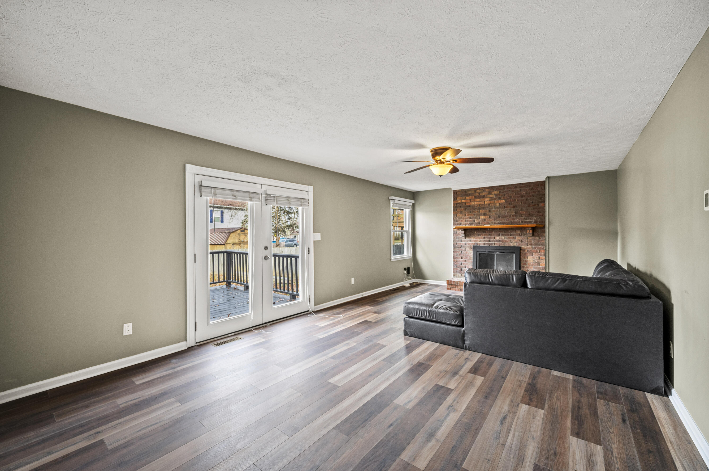 432 Marsailles Road Versailles, KY 40383 - Photo 12 of 31 20251124-432-Marsailles-Rd-fh-022