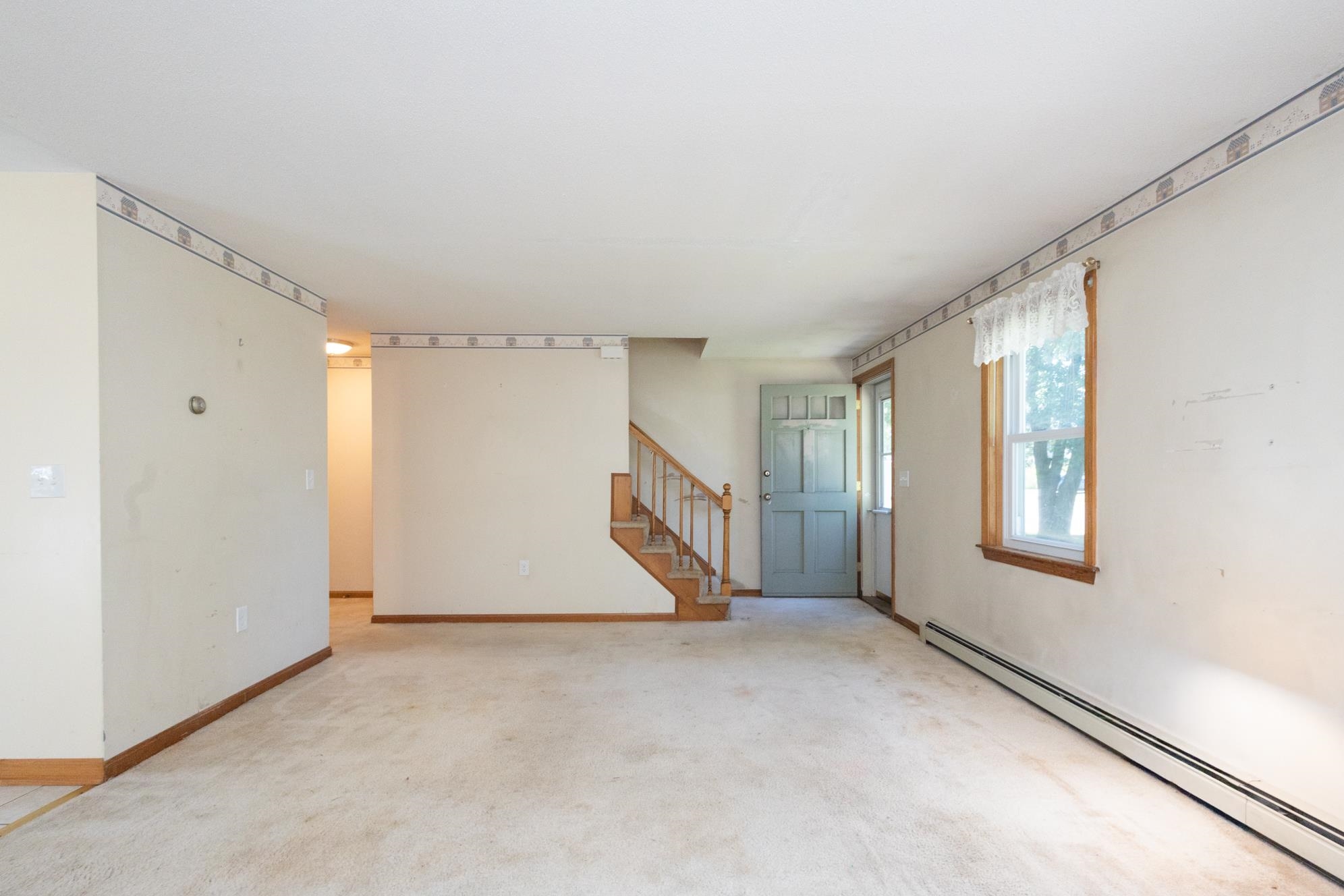 14 Brian Avenue, Unit L Derry, NH 03038 - Photo 5 of 35