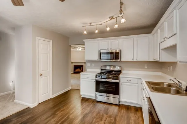 $1,750 | 1500 Shiloh Place, Kennesaw, GA 30144