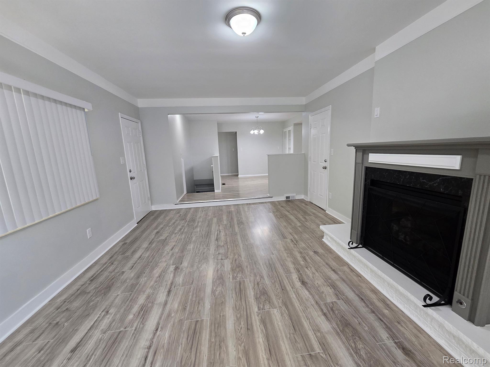 8189 Potomac Street Center Line, MI 48015 - Photo 7 of 49 Gallery Image 7