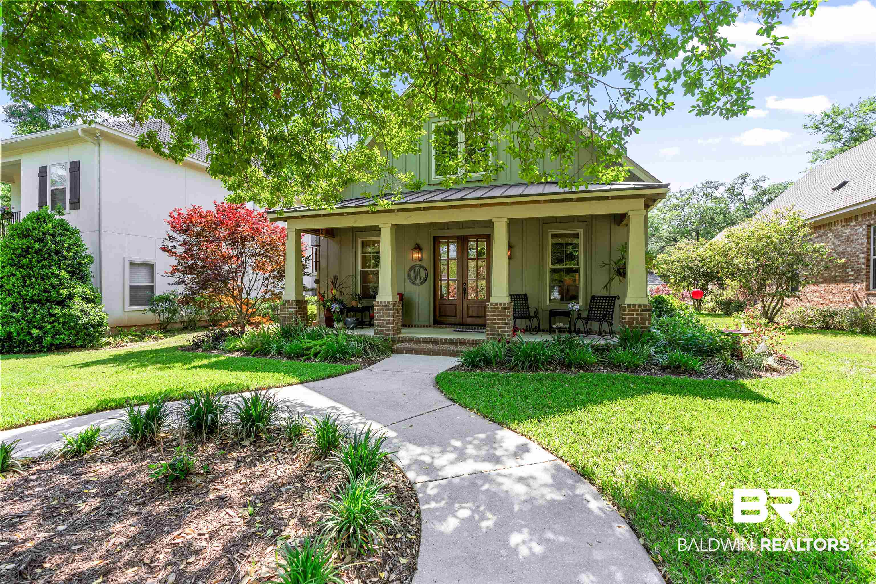 418 Azalea Street Fairhope, AL 36532 - Photo 2 of 37