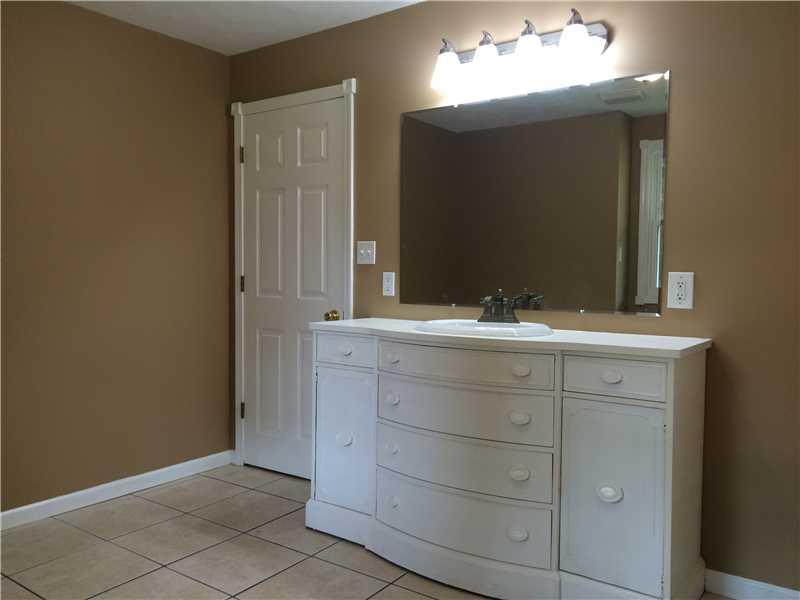122 Old River Road Beaver Falls, PA 15010 - Photo 20 of 20 Full Bath.