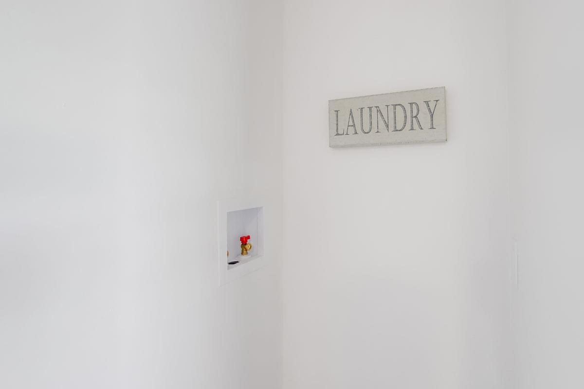 3003 Kaiser Drive, Unit D Santa Clara, CA 95051 - Photo 11 of 20 a view of a hallway