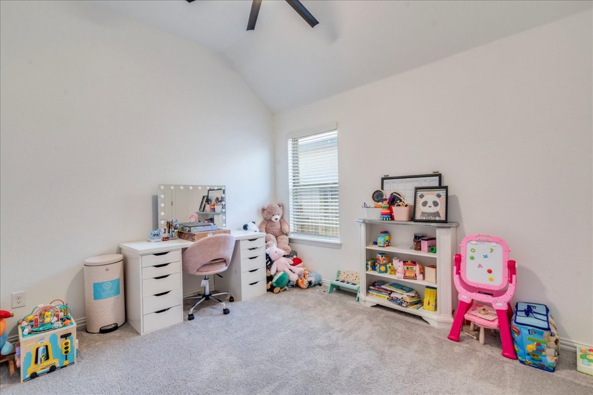 409 Durian Loop Buda, TX 78610 - Photo 18 of 30