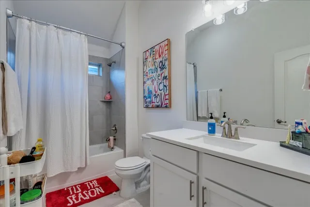 $420,000 | 409 Durian Loop, Buda, TX 78610