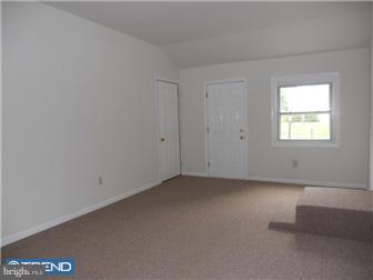 3188 Maple Road Huntingdon Valley, PA 19006 - Photo 5 of 10 Family Room