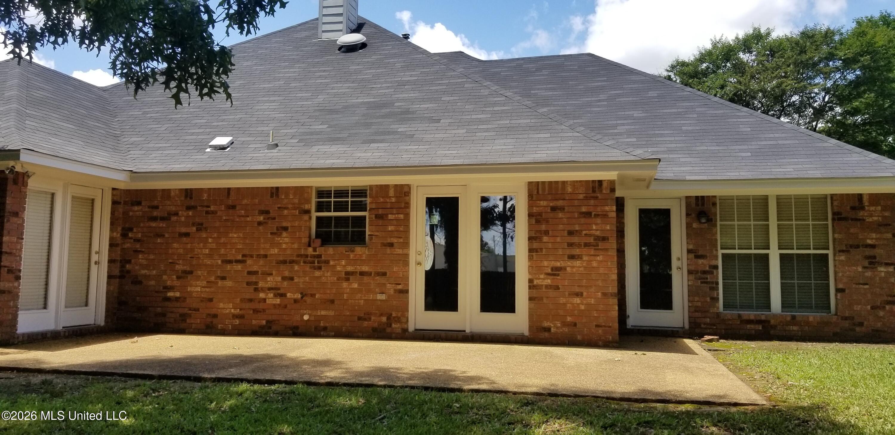 124 Hunters Row Madison, MS 39110 - Photo 11 of 41 20190607_122941