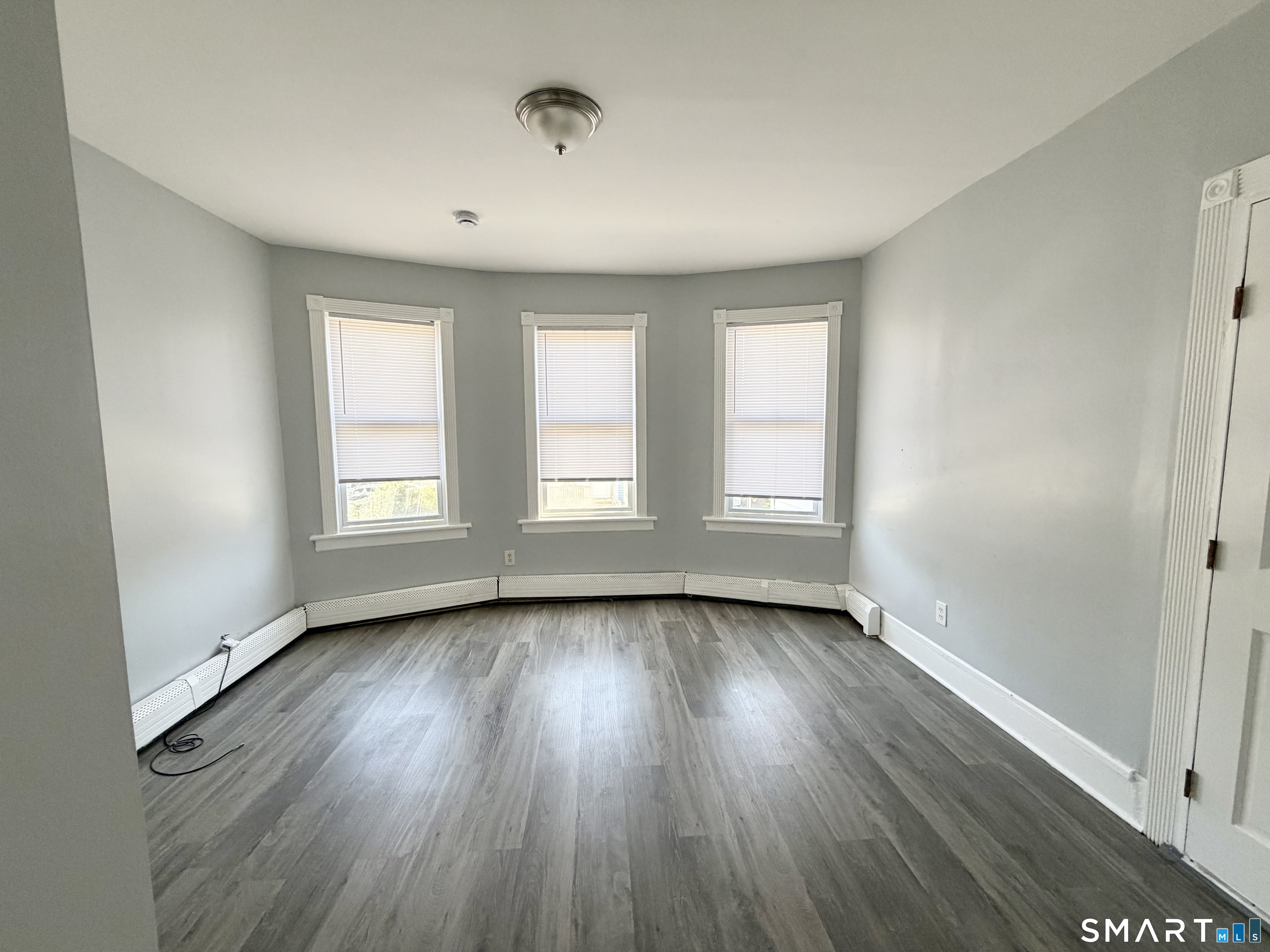 215 Read Street Bridgeport, CT 06607 - Photo 7 of 8