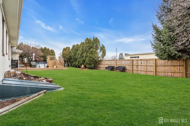 a view of a garden with a apartment