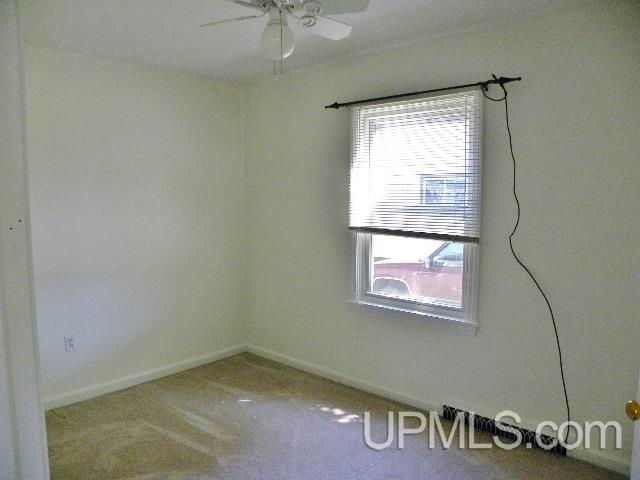 1809 Ridge Street Niagara, WI 54151 - Photo 6 of 8 Gallery Image 6