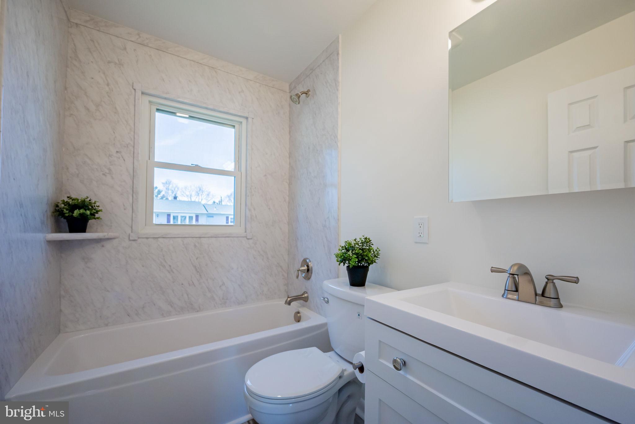 25 Cornwall Road New Castle, DE 19720 - Photo 18 of 26 Updated Bathroom