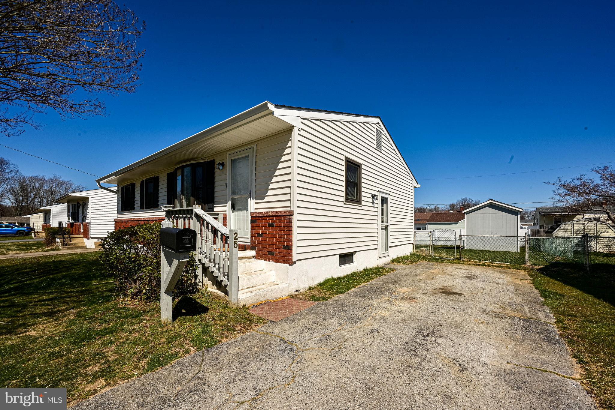 25 Cornwall Road New Castle, DE 19720 - Photo 3 of 26
