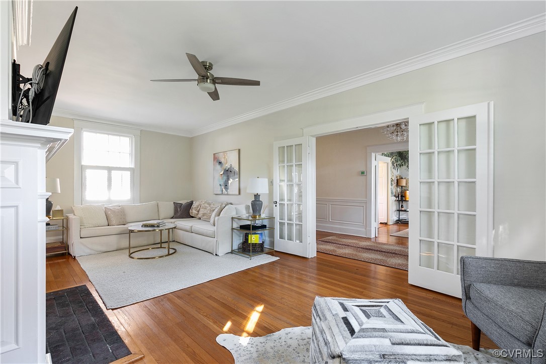 4222 Seminary Avenue Richmond, VA 23227 - Photo 10 of 50 a living room with furniture and a window