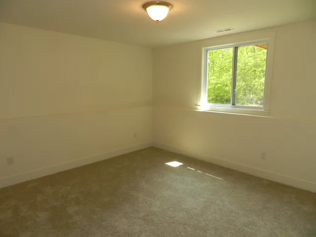 $424,900 | 558 Swan River Drive, Benton Harbor, MI 49022