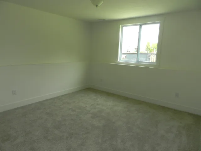 $424,900 | 558 Swan River Drive, Benton Harbor, MI 49022