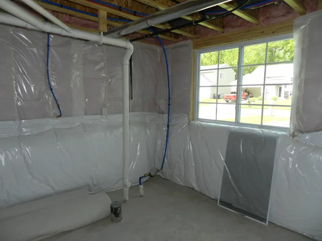 $424,900 | 558 Swan River Drive, Benton Harbor, MI 49022