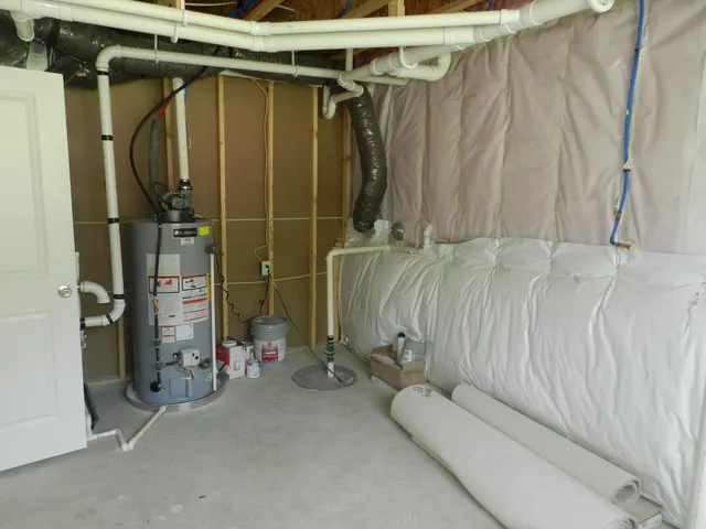 $424,900 | 558 Swan River Drive, Benton Harbor, MI 49022