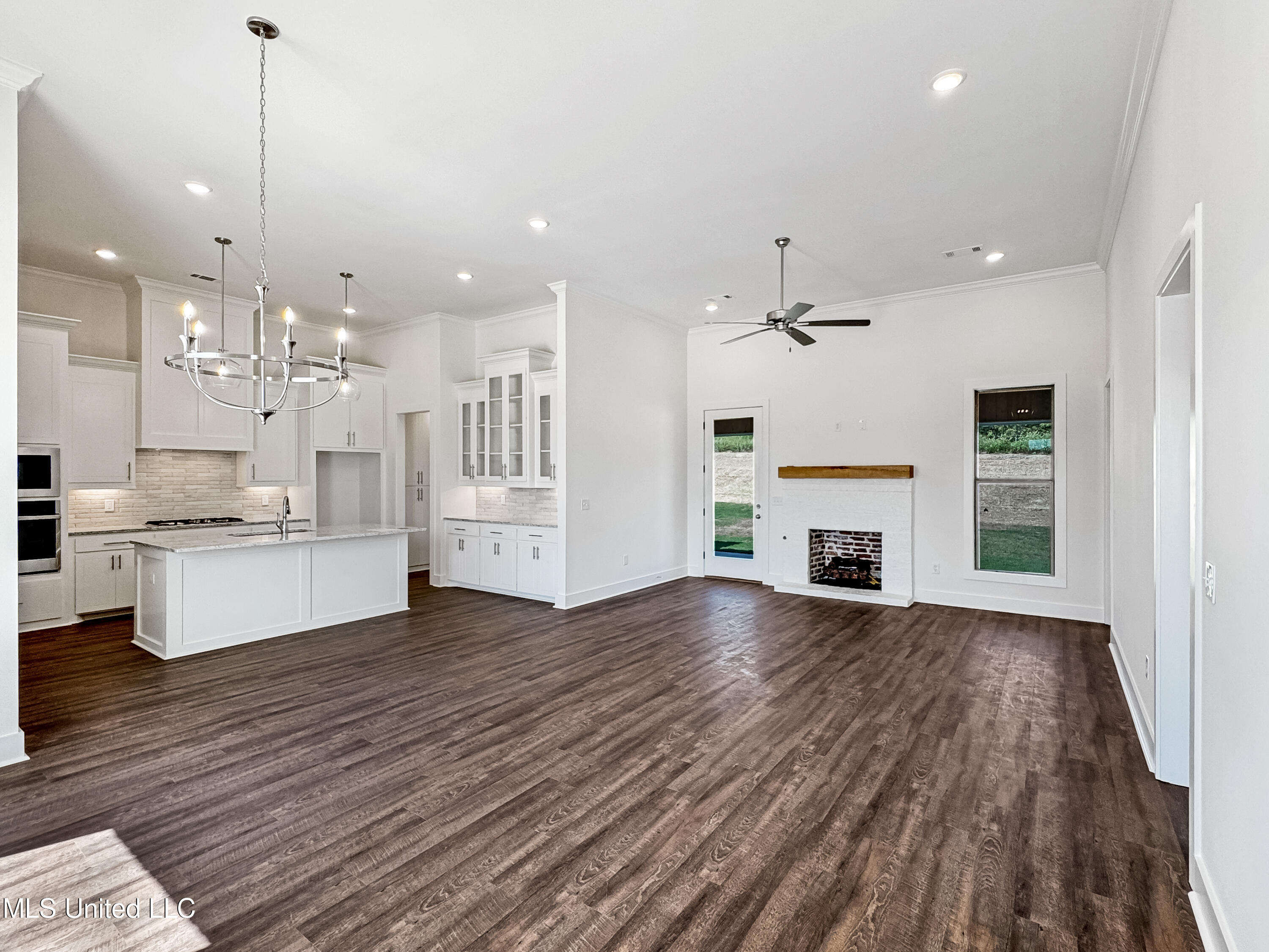 902 Capstone Cove Brandon, MS 39042 - Photo 4 of 28 5e68394d2b76d39cdf7136d7ff65da2dce113d88