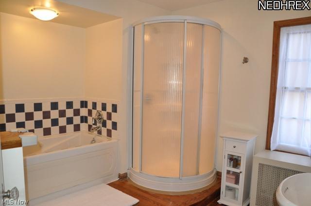 17622 Berwyn Road Cleveland, OH 44120 - Photo 13 of 21 Remodeled Master Suite Bath With Jacuzzi Tub & Separate Shower