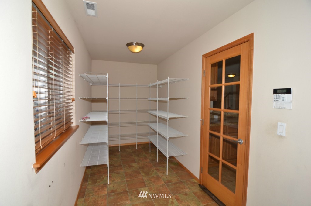 3916 153rd Place Southeast Bothell, WA 98012 - Photo 6 of 12