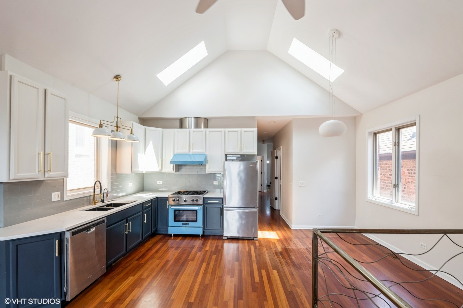 1915 South Racine Avenue, Unit 3 Chicago, IL 60608 - Photo 8 of 23