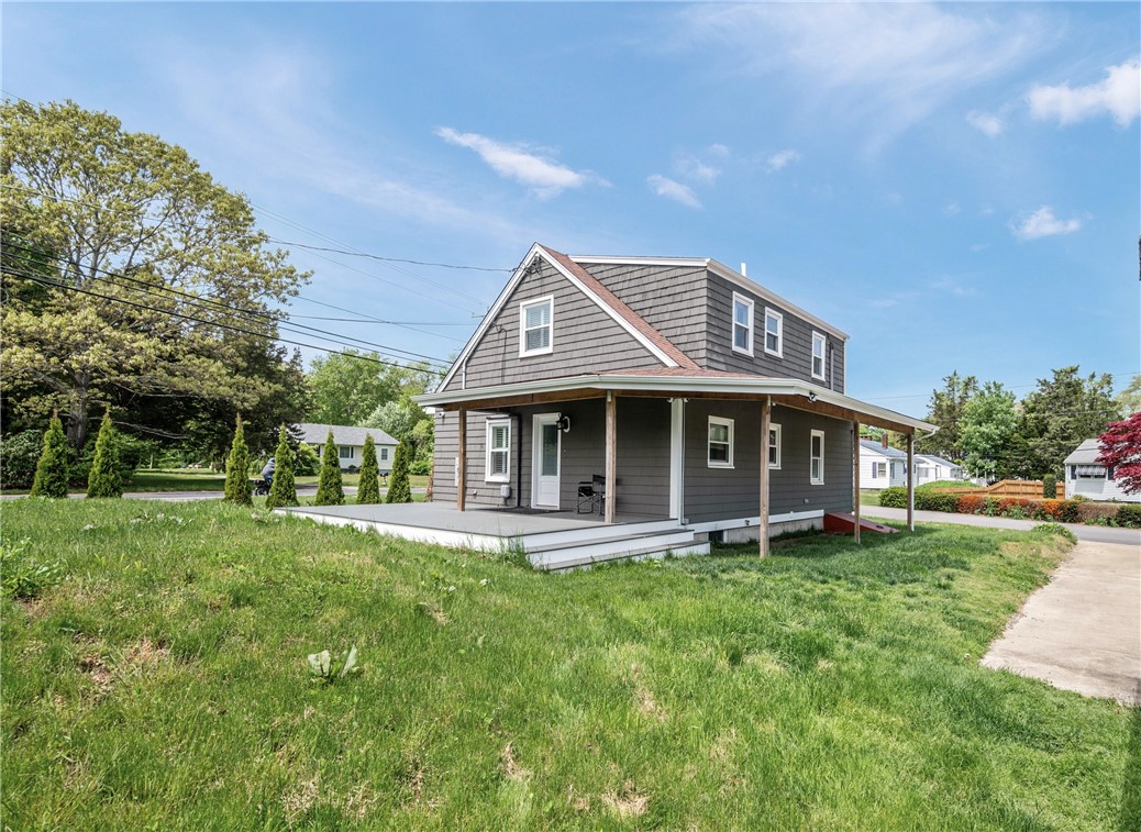 728 Stafford Road Tiverton, RI 02878 - Photo 18 of 21 Gallery Image 18