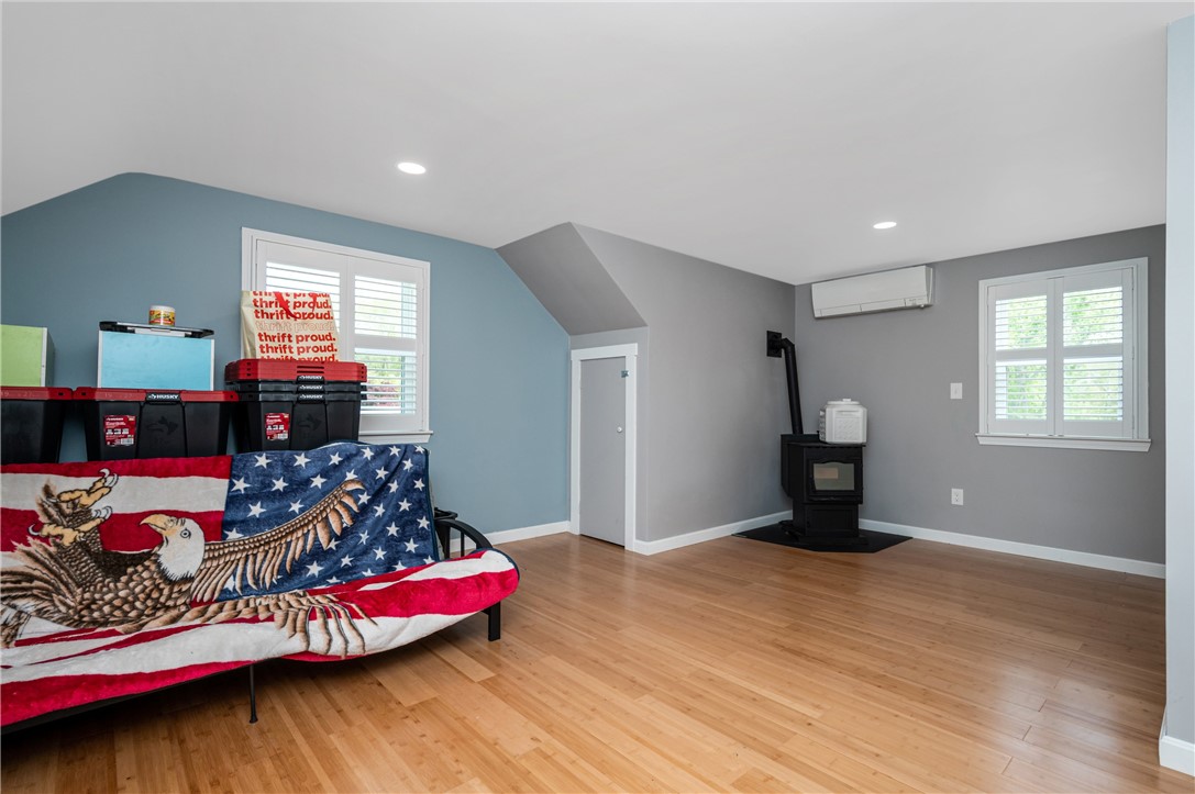 728 Stafford Road Tiverton, RI 02878 - Photo 10 of 21 Gallery Image 10