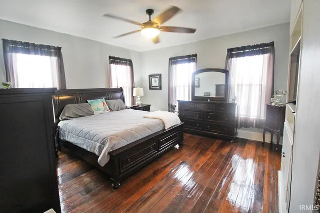 $264,900 | 121 North 7th Street, Boonville, IN 47601