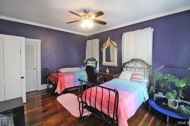 $264,900 | 121 North 7th Street, Boonville, IN 47601