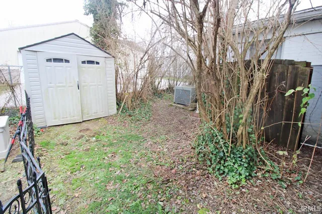 $264,900 | 121 North 7th Street, Boonville, IN 47601