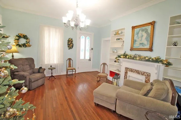 $254,900 | 121 North 7th Street, Boonville, IN 47601